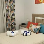 Charming Centre In With Parking Διαμέρισμα *