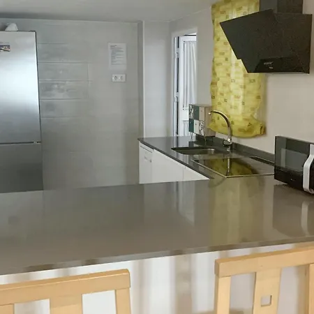 Charming Centre In With Parking