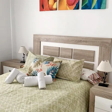 Charming Centre In With Parking