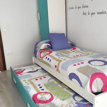 Charming Centre In With Parking Apartment *