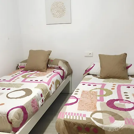 Apartamento Charming Centre In With Parking