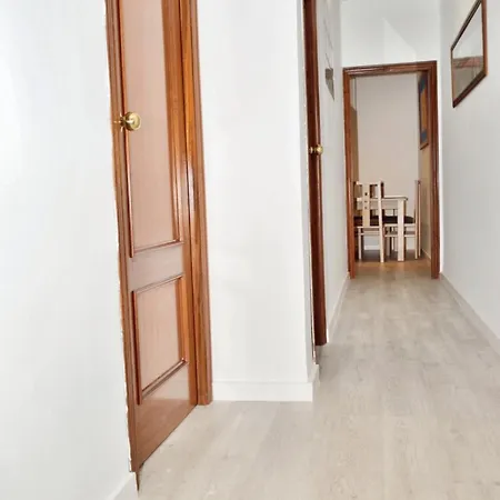 Charming Centre In With Parking Apartamento