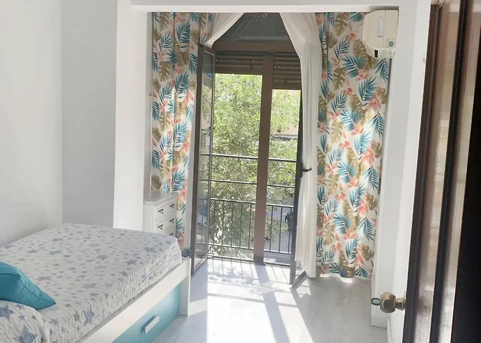 Charming Centre In With Parking Κόρδοβα