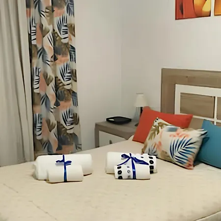 Charming Centre In With Parking Apartmán *